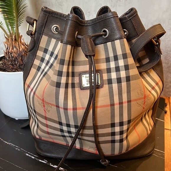 Burberry Vintage Haymarket Bucket Bag - Picture 1 of 14